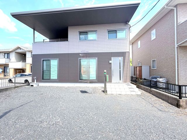 Bright 3LDK Home with Balcony in Nitta Ichinoi-cho, Ota, Gunma