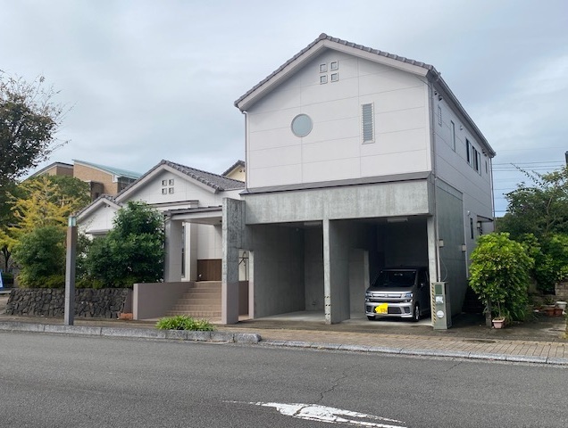 Bright 6LDK Home with Balcony in Manabino, Miyazaki