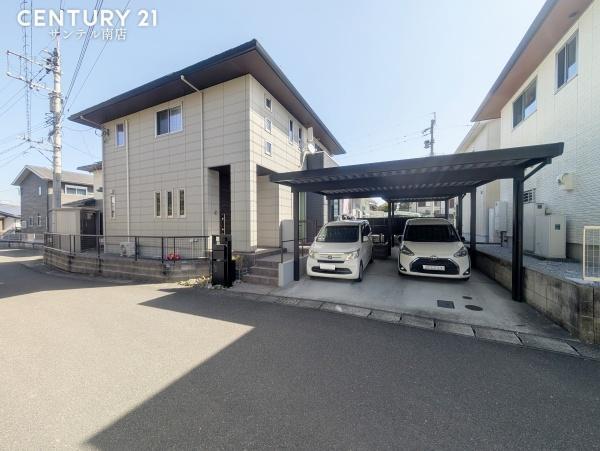 Spacious 4LDK+S Daiwa House with Solar Power and 3-Car Parking, Miyazaki