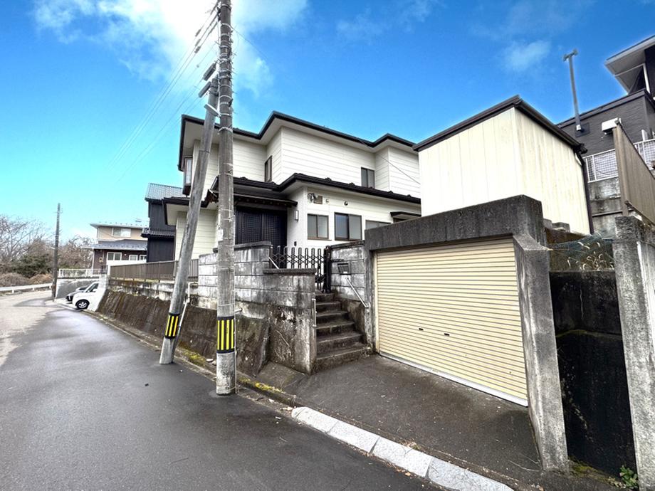 Spacious 6DK Home with Garden-Sized Lot in Quiet Hiyoridai, Sendai, Miyagi
