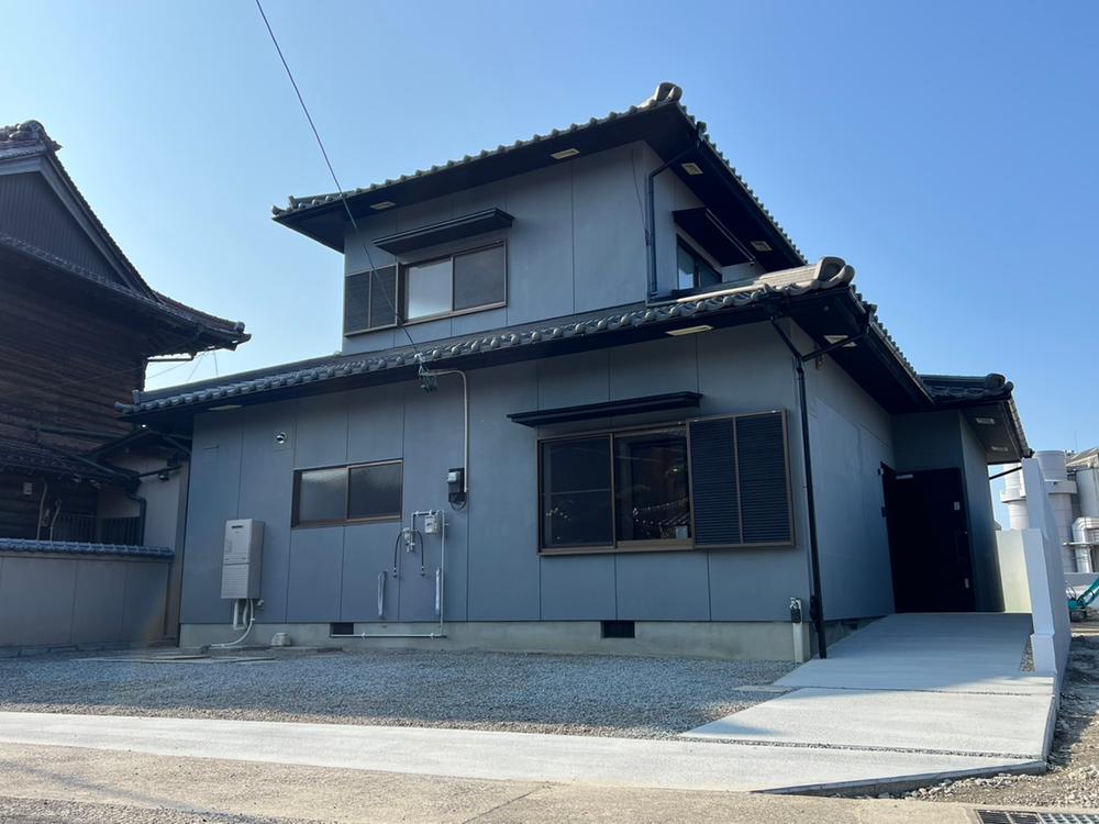 Renovated 4LDK with 25-Tatami LDK and Garden in Kagawa, Kan-onji, Kagawa