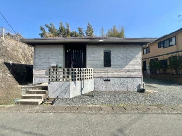 Renovated Sekisui House 4LDK Hiraya on a Spacious Kita-ku Lot in Kumamoto