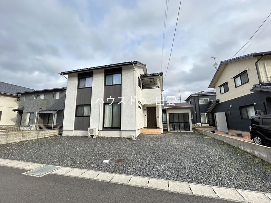 Bright 4LDK+S Home in Peaceful Koryocho Itatsu, Izumo