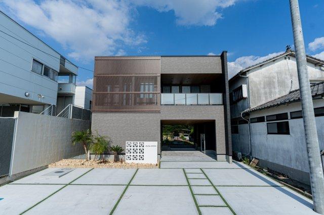Bright 2LDK Retreat with Sauna and Ocean Views in Kumamoto in Kumamoto