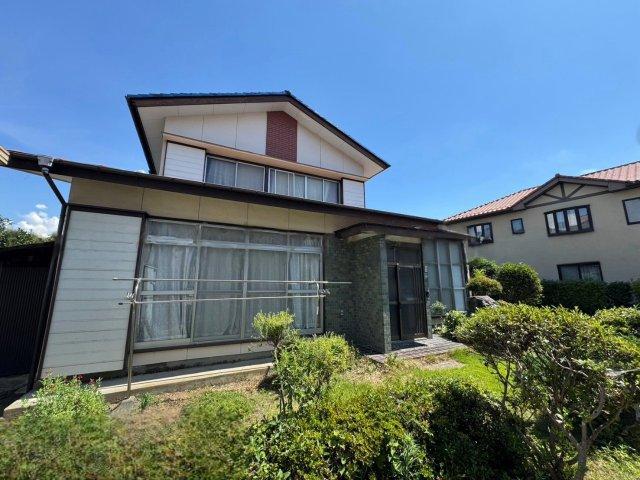 Traditional 5DK Home with Tatami Rooms and Parking for Two in Kofu, Kofu, Yamanashi