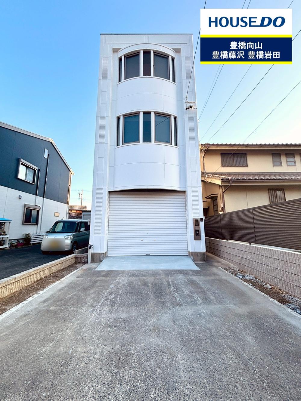 Fully Renovated 2LDK+S Garage Home in Nishishinmachi, Toyohashi, Aichi