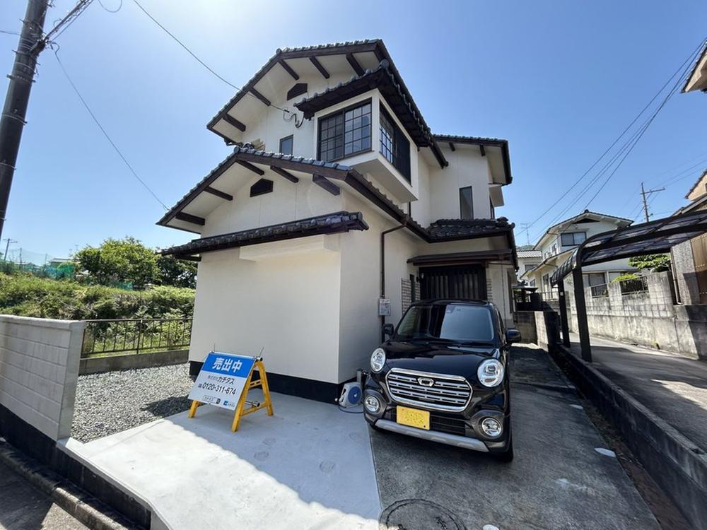 Fully Renovated 4LDK Home in Green Higashi-ku, Hiroshima