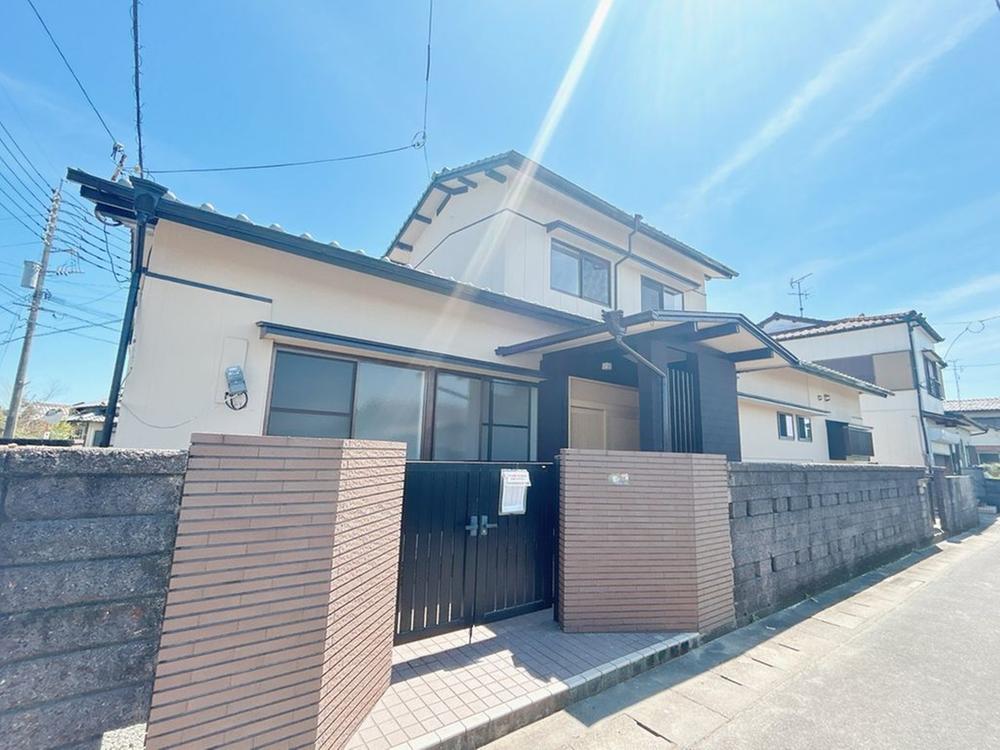約18帖のLDKが魅力、リフォーム済みの諸富町4LDK戸建て、佐賀市