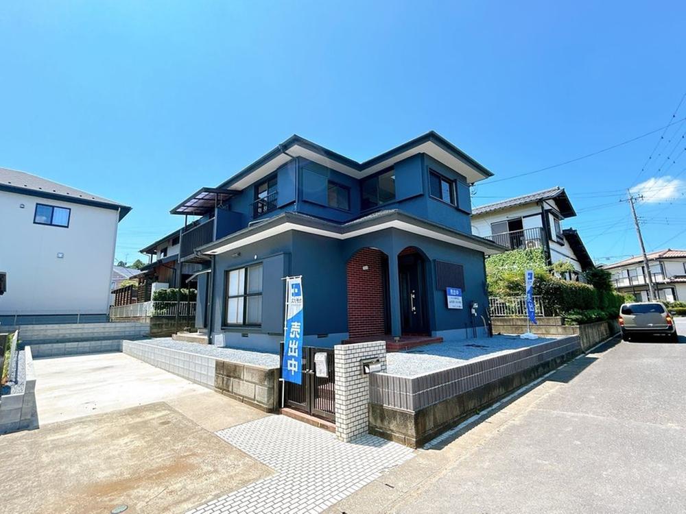 Renovated 4LDK Home with Tatami Room and Three-Car Parking in Ryugasaki, Ibaraki