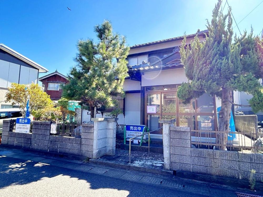 Renovated 4LDK Home with Expansive Living Room in Matsushima, Tsuruga, Fukui