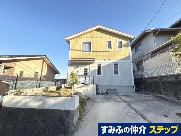 Bright Partially Renovated 4LDK Family House in Saeki, Hiroshima, Hiroshima