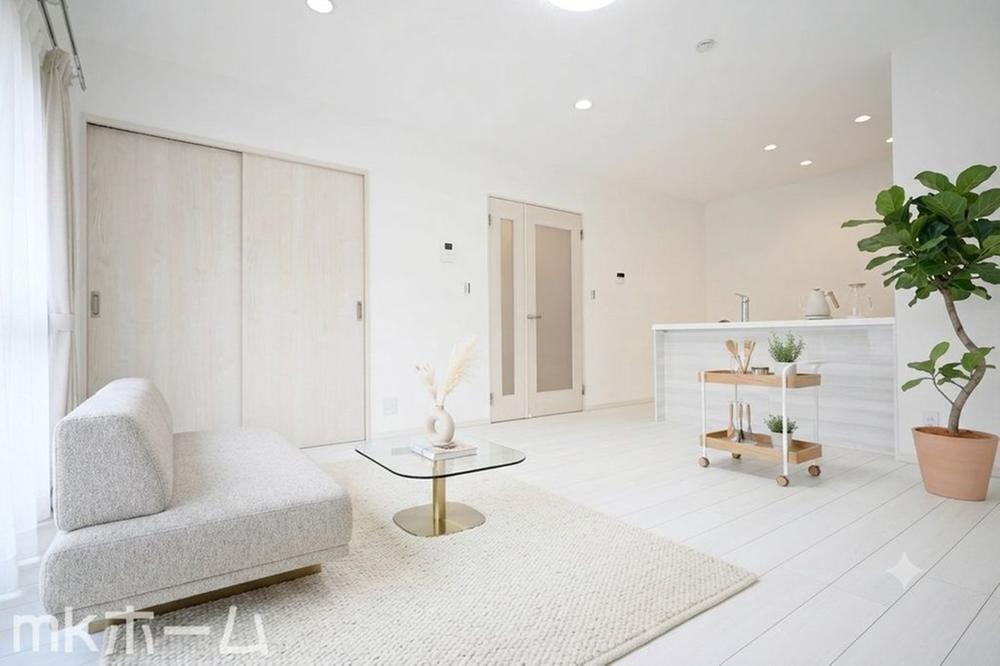 Bright Fully Renovated 4LDK House near Edogawadai, Nagareyama, Chiba