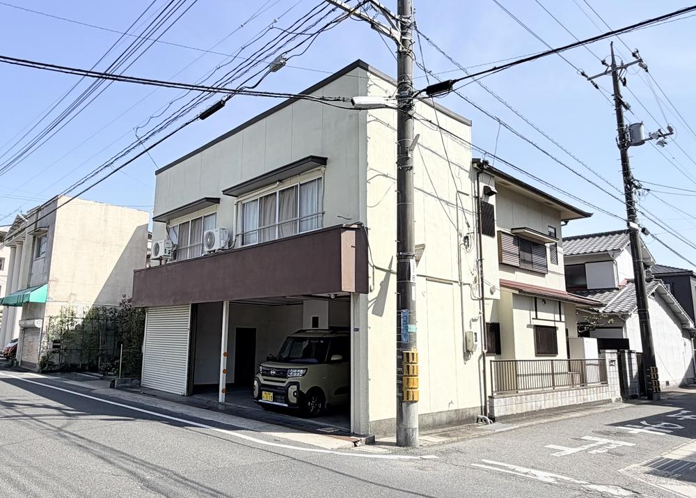 Spacious 4LDK House with Tatami Rooms Near Bizen-Mikado Station in Okayama