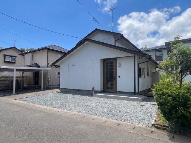 Renovated 4LDK Wooden House in Quiet Sugo, Takizawa, Iwate