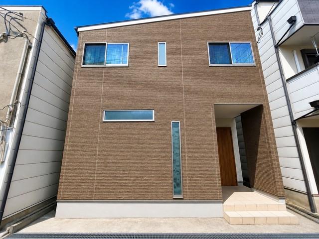 Renovated 2017 2LDK Wooden House, 3 min to Yodogawa Station, Osaka