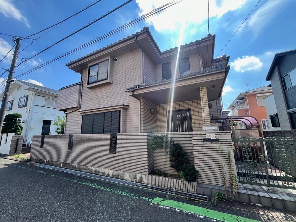 Spacious Two-Generation Home with Garden in Tokorozawa, Tokorozawa, Saitama