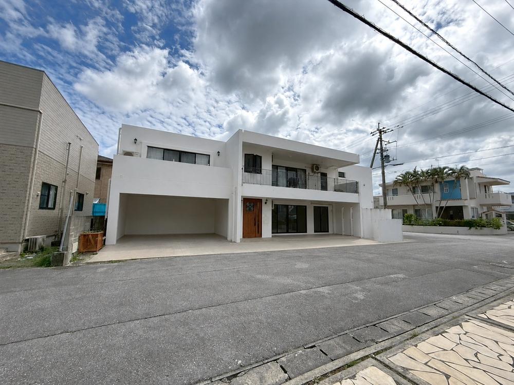 Renovated 4LDK+S RC House with Private Gym & Basketball Court in Awase, Okinawa in Okinawa
