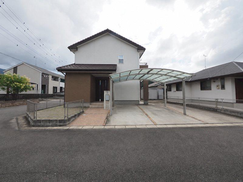 駐車2台可、小城市小城町松尾の築浅4LDK戸建て、小城市