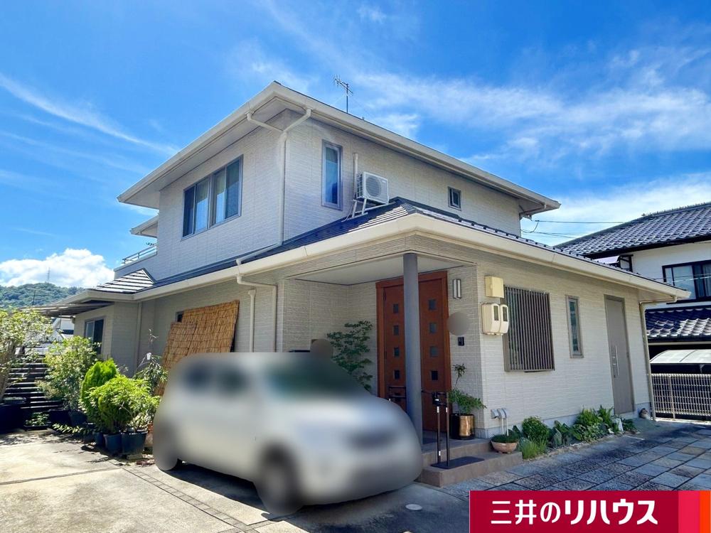 Spacious 5LDK+S Lightweight-Steel Home in Peaceful Nishi-ku, Hiroshima