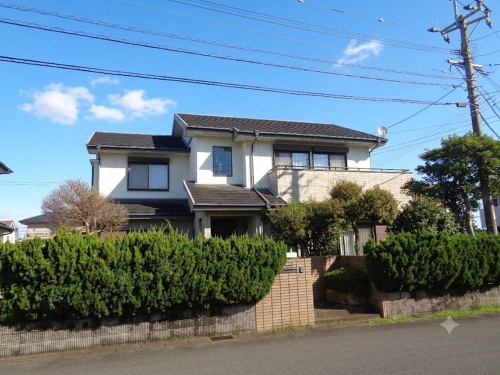 Bright 4LDK+S House on Southeast Corner Lot Facing Park in Quiet Sadowara, Miyazaki in Miyazaki