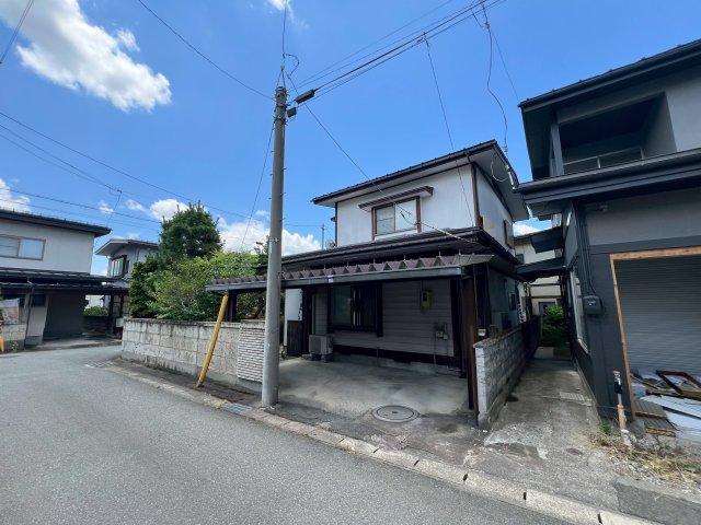 Spacious 5DK Wooden Home on Southeast Corner Lot in Quiet Yamagata Iida, Yamagata
