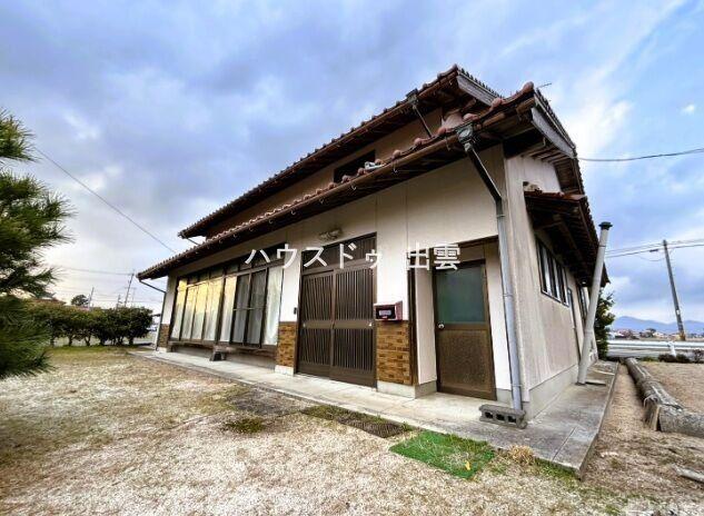 Spacious 7LDK Tatami House on a Large Plot in Rural Izumo in Shimane
