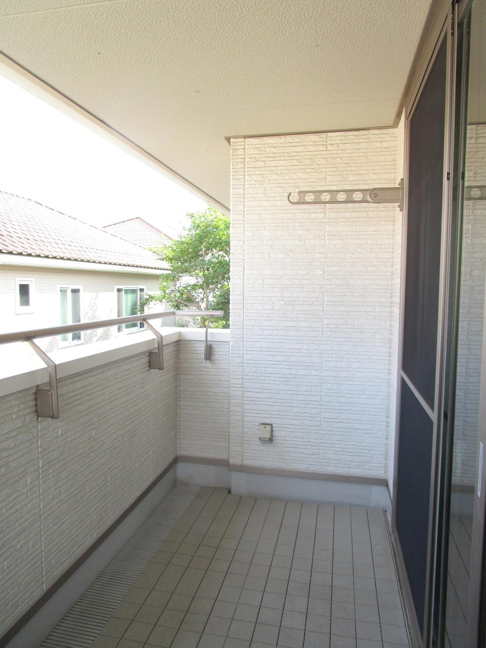 Bright Fully Renovated 4LDK Home with Spacious Grounds in Hiroshima, Hiroshima