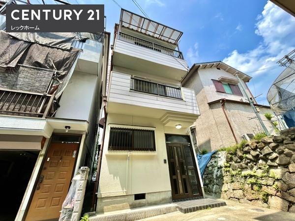 Renovated 4LDK Family Home in Quiet Kusaka, Osaka