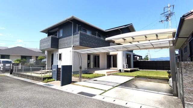 Renovated 4LDK+S with Garden in Noichi-cho Higashino, Konan, Kochi