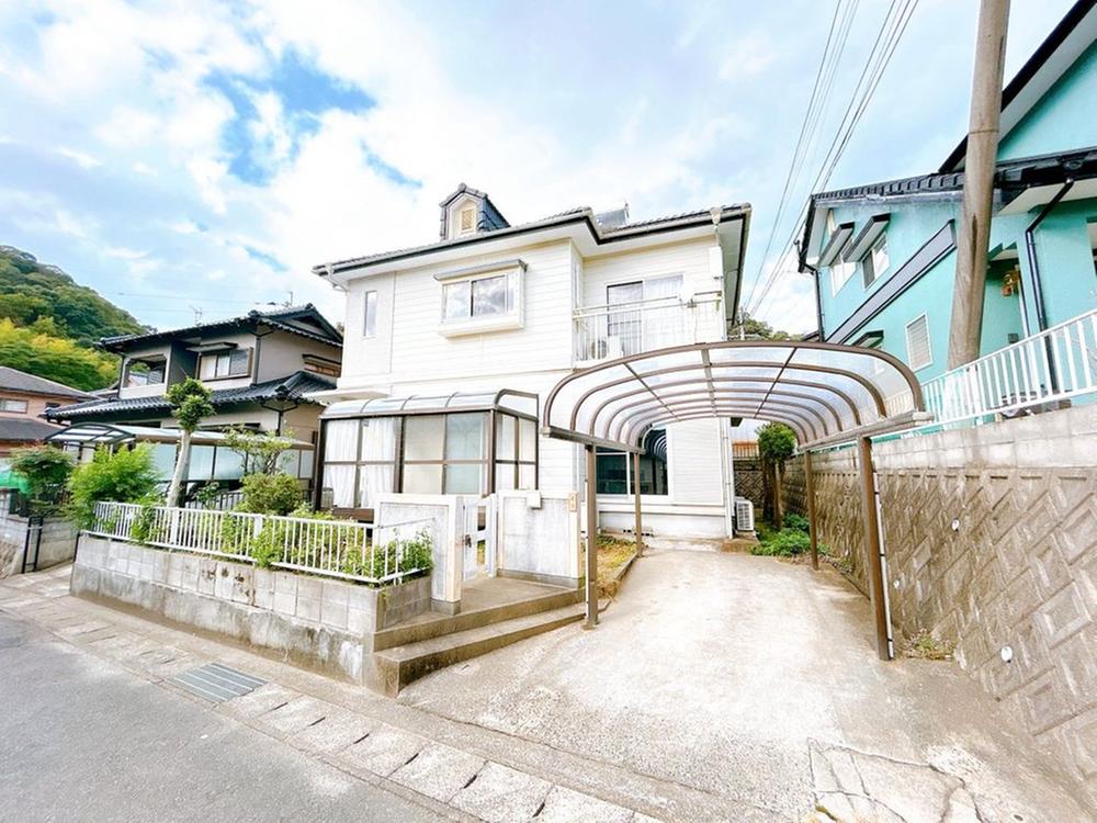 Bright South-Facing 4LDK+S House with Garden in Sasebo’s Kojima-cho in Nagasaki
