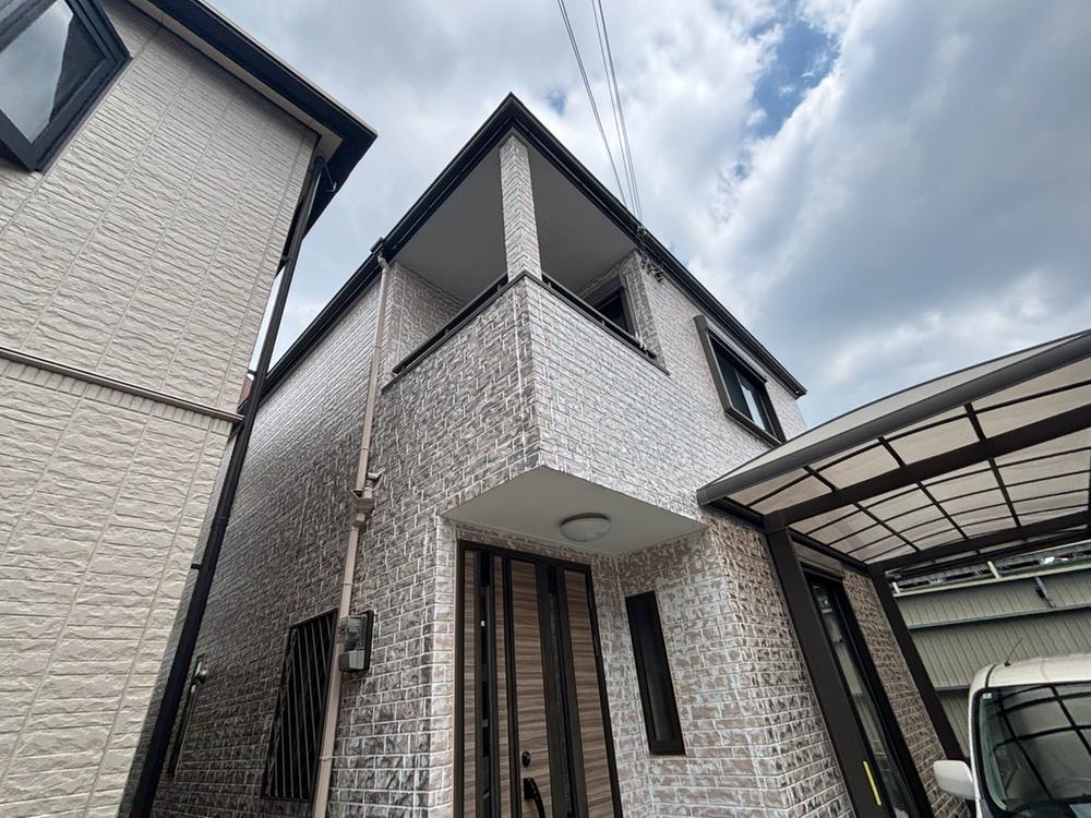 4LDK House near Fukai Station with Parking for Two, Osaka