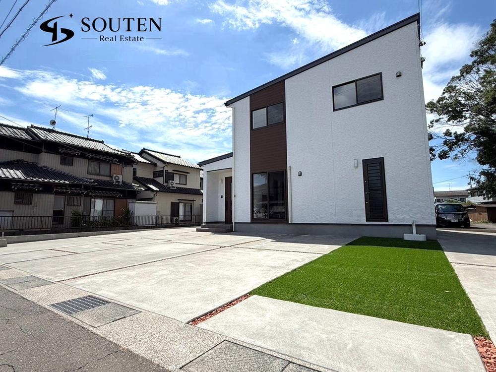 Bright, Renovated 4LDK with a Generous Lot in Minokamo, Minokamo, Gifu