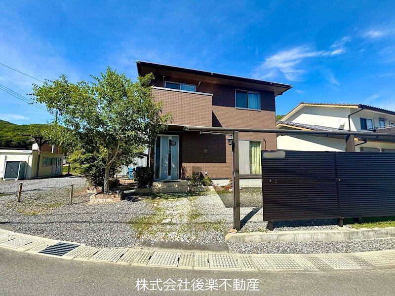 Fully Renovated 3LDK+S Home with Spacious Garden in Peaceful Shizutani, Bizen
