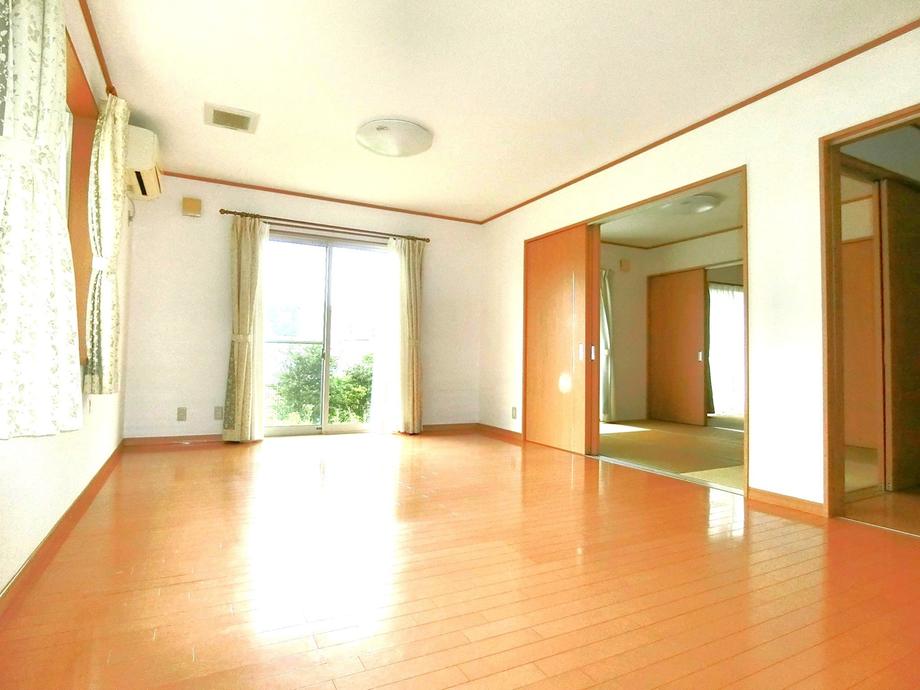 Bright 5LDK Home with a Spacious Lot in Iwanuma, Iwanuma, Miyagi