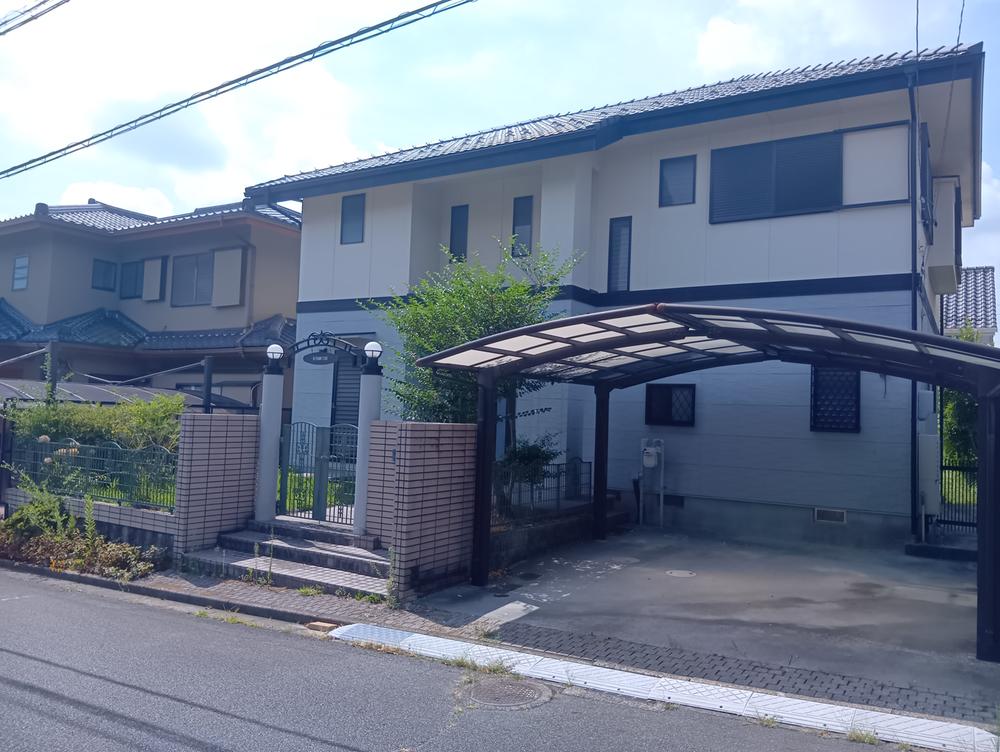 Bright 5LDK+S Wooden Home with Garden in Quiet Kuwana in Kuwana