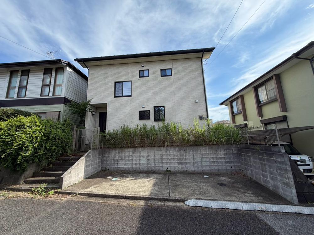 Bright, Partially Renovated Home in Naruto, Sanmu, Chiba