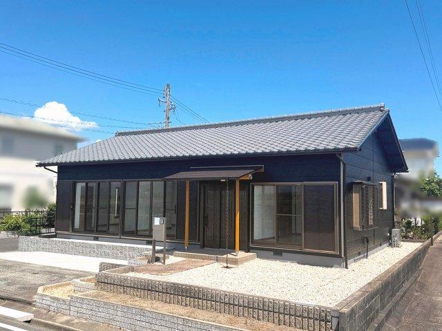 Fully Renovated Single-Story 3LDK in Peaceful Suzuka in Suzuka