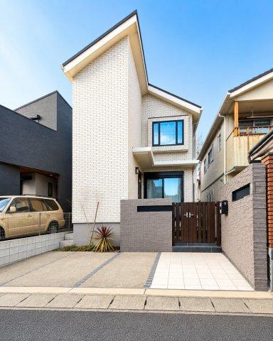Stylish 2LDK+S Home with Floor Heating in Isobe, Chiba, Chiba