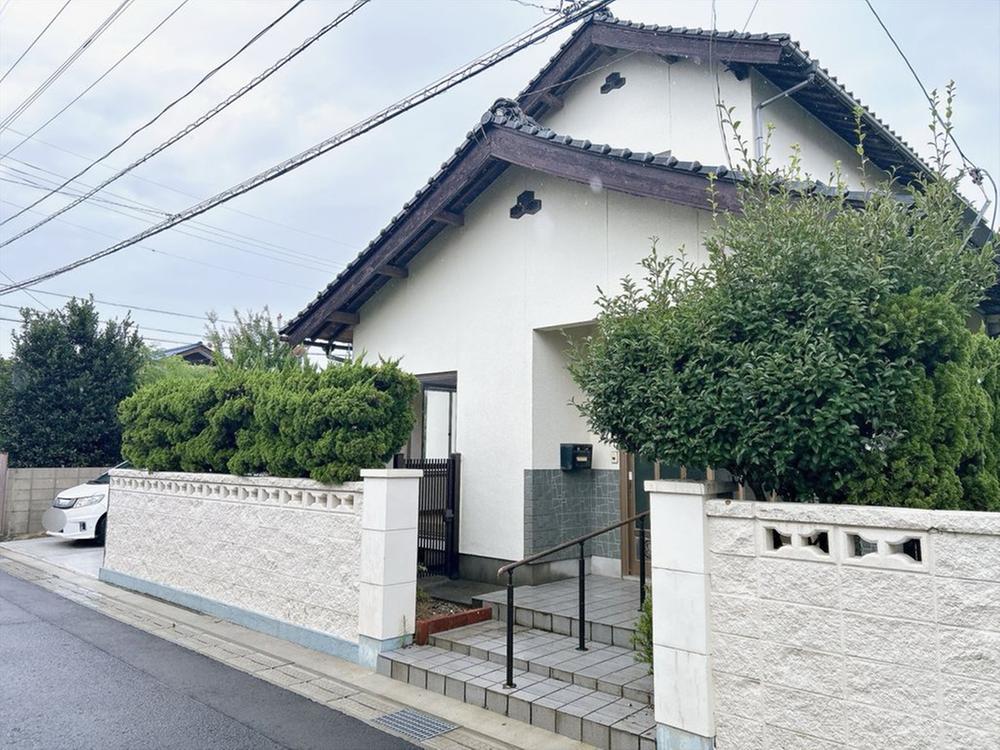 Bright 4LDK Wooden Home with Spacious Garden in Shiraeda-cho, Shimane