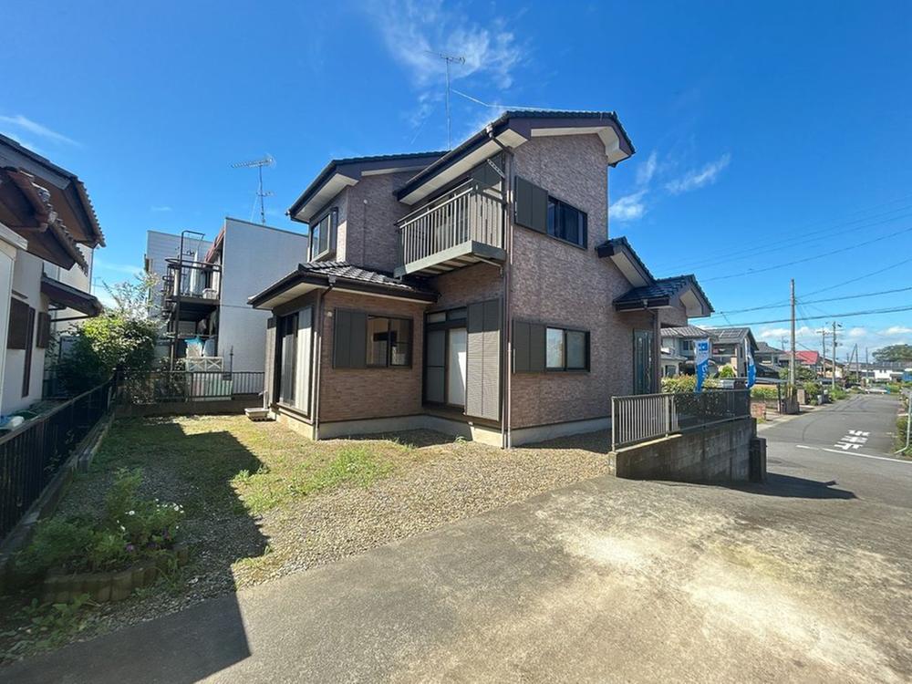 Bright 3LDK Home with Two-Car Parking in Nishinodai, Tsukubamirai, Ibaraki