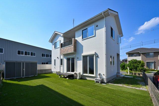 Bright Renovated 4LDK with Garden Deck in Ota, Ota, Gunma