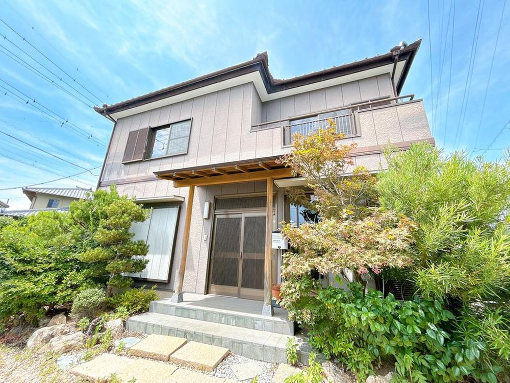 Bright 4LDK House with Renovation Potential in Hamamatsu in Shizuoka