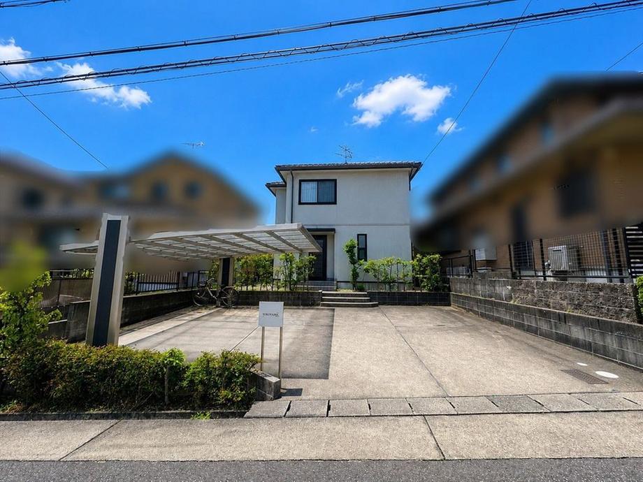 Spacious 4LDK+S Toyota Home with Garden and 3-Car Parking, Nagoya, Aichi