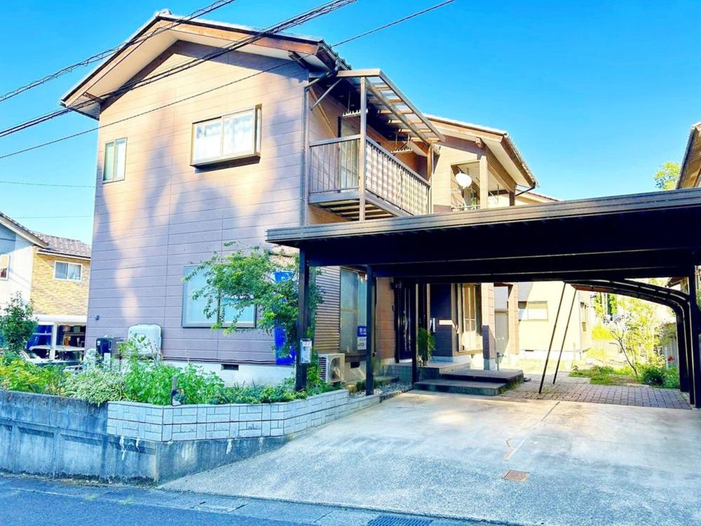 Renovated 4LDK+S Family House with 3-Car Parking in Echizen in Fukui
