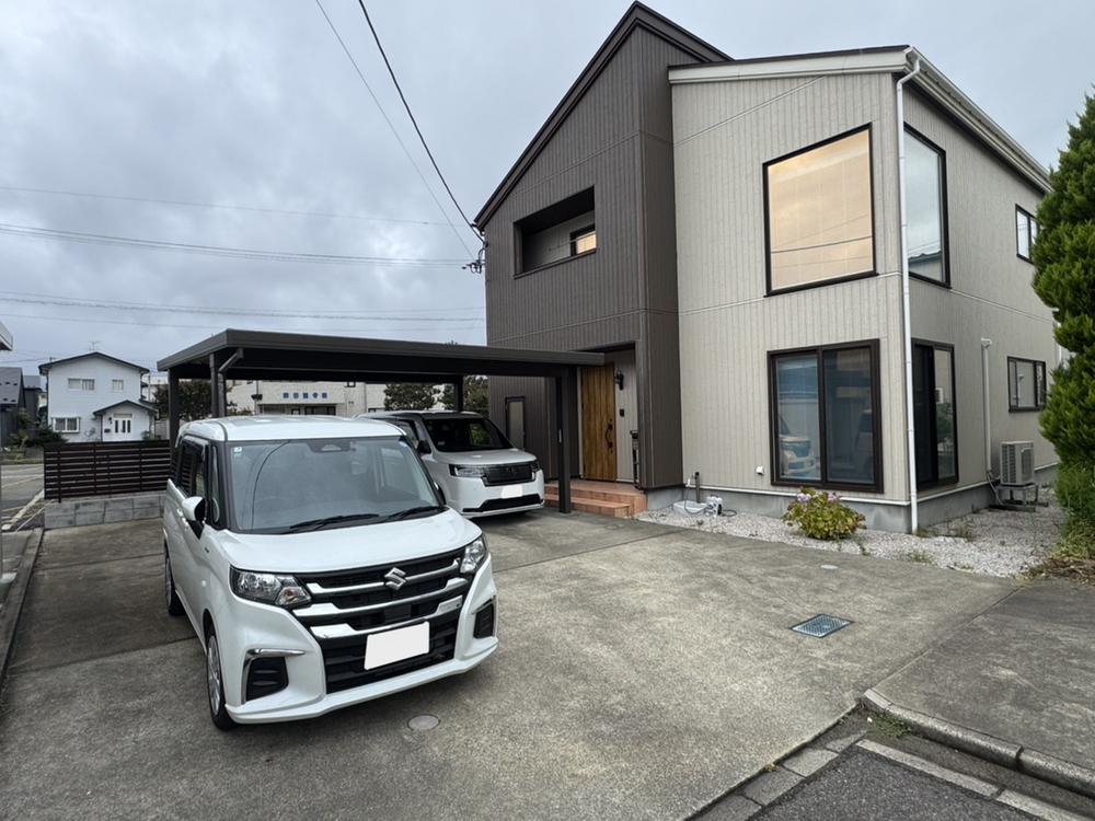 Spacious All-Electric 3LDK Wooden House with Loft in Quiet Akita in Akita