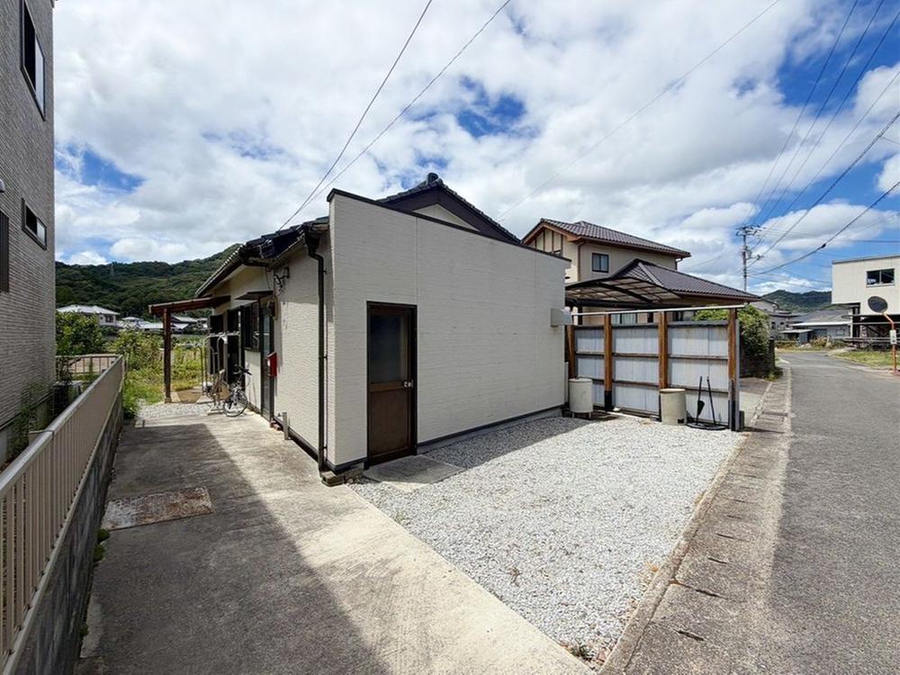 Single-Story 3DK with Two-Car Parking in Tsuda, Sanuki, Kagawa