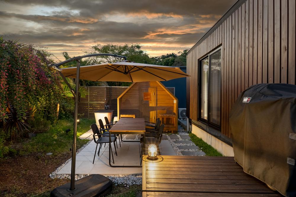 Bright Nearly-New 4LDK Wooden House near Aoshima Station, Miyazaki in Miyazaki