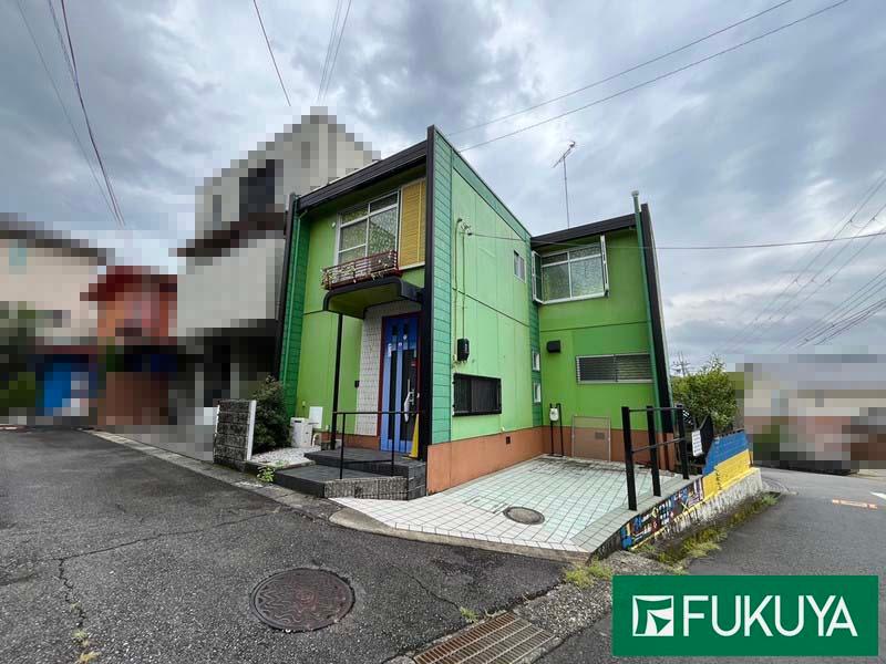 Corner 4DK Wooden House near Ishiyamadera Station — Fair Condition, Renovation Potential, Shiga