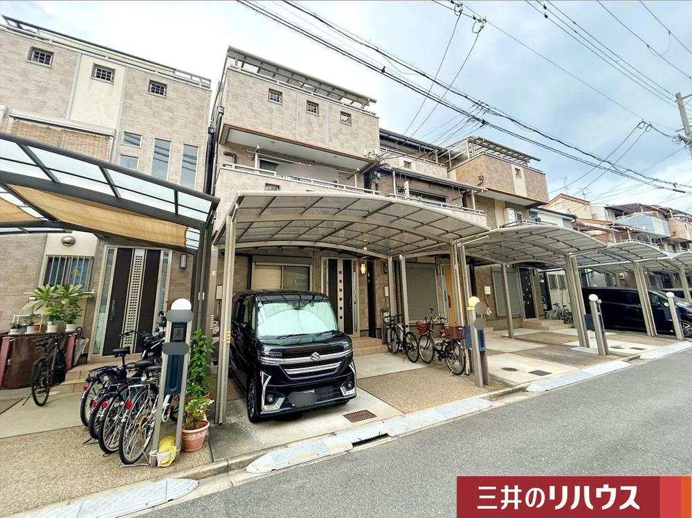 Bright 4LDK with a 20-Tatami LDK and Garden in Higashiosaka, Higashiosaka, Osaka