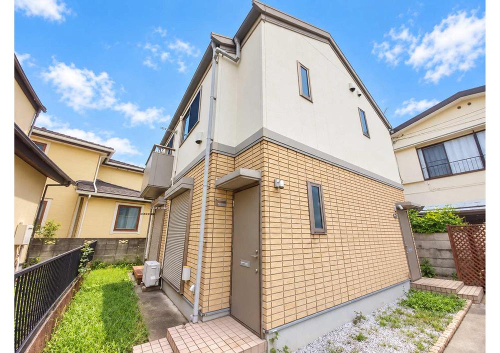 Misawa Home 2-Story House with Garden & 2-Car Parking in Quiet Nerima, Tokyo